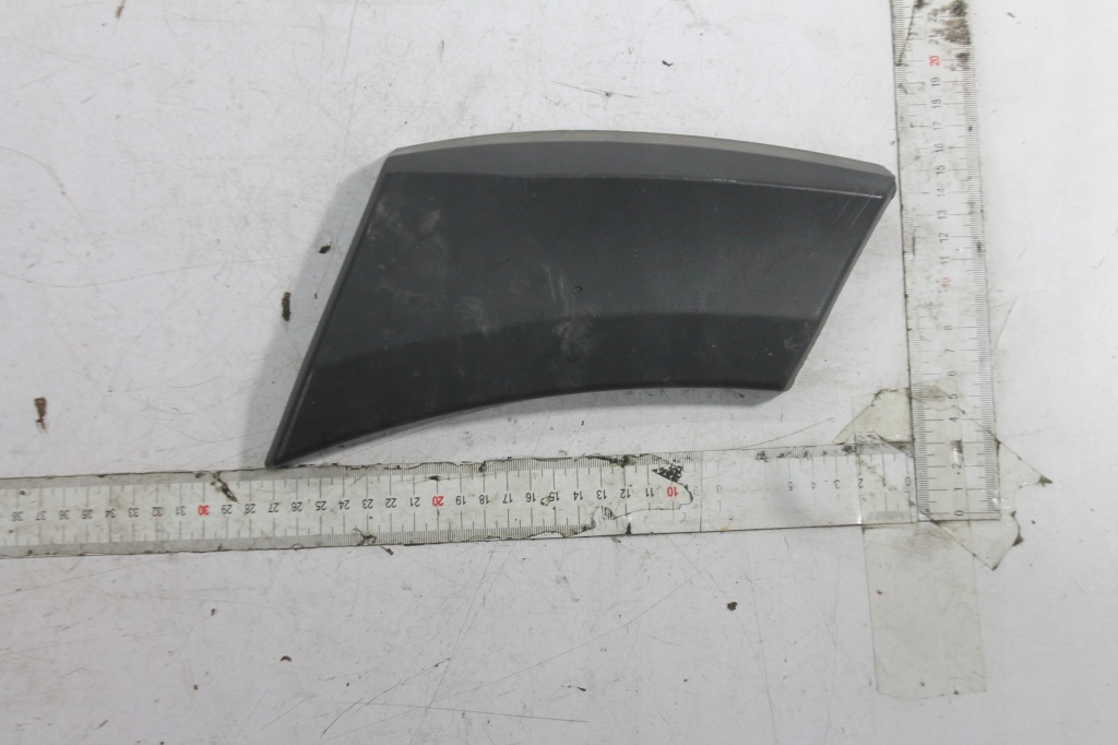 фото №1, Молдинг крыла левый перед vw crafter i 06-16