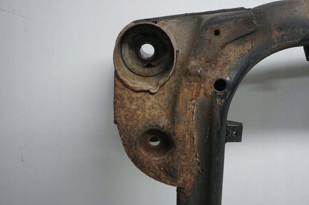 фото №11, Kia ceed i 2.0crdi d4ea балка подвеска подрамник подрамник 624051h020