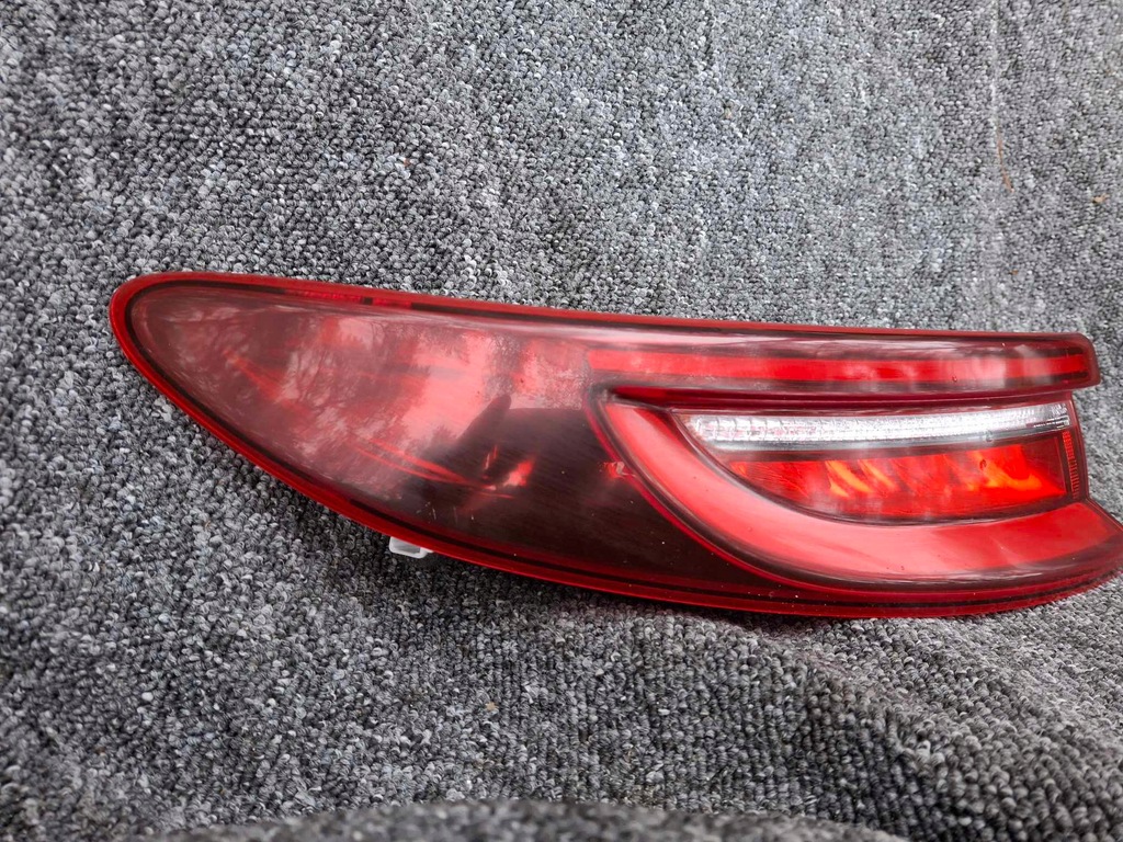 фото №1, Kia proceed iii лампа задня права 92401j7200