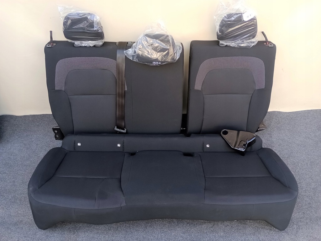 фото №1, Dacia sandero iii 2020 2021-- заднее сиденье задняя сиденья