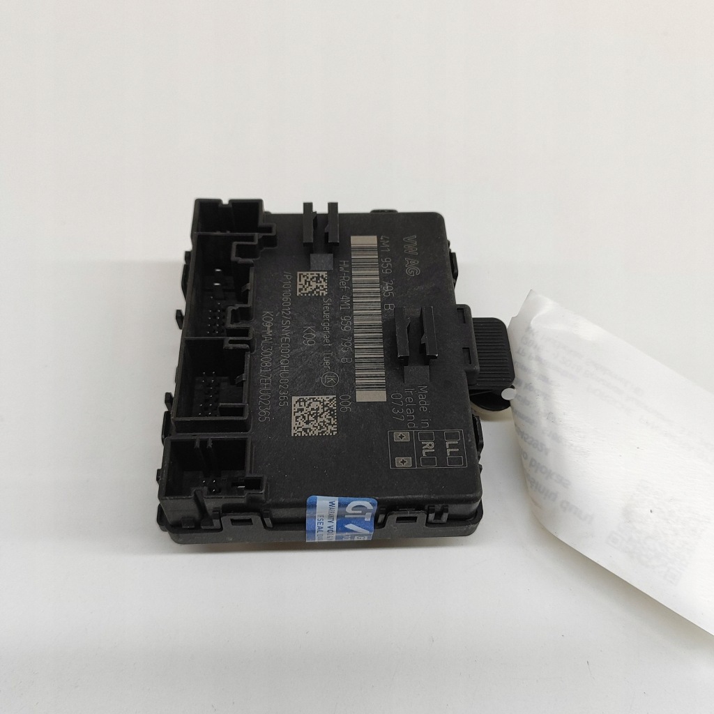 фото №1, Porsche panamera 971 2018 права сторона блок керування / модуль двері