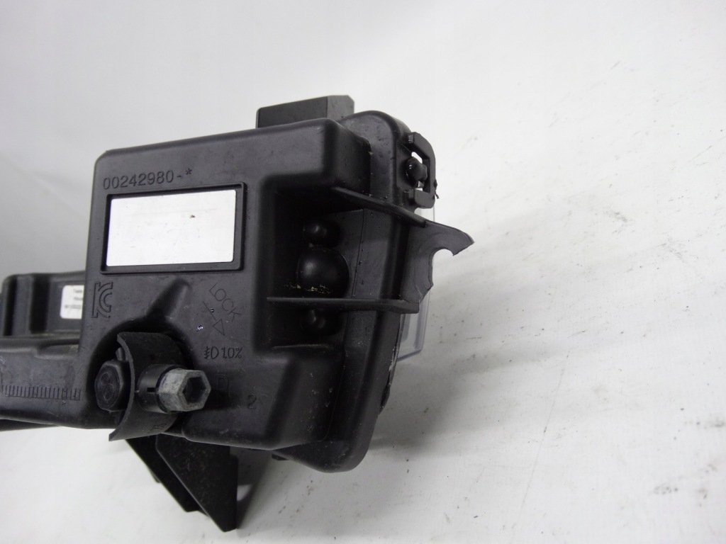 Tesla model y 2020-2024 фара drl led правий 1507933-00-c оригінальний Доставка