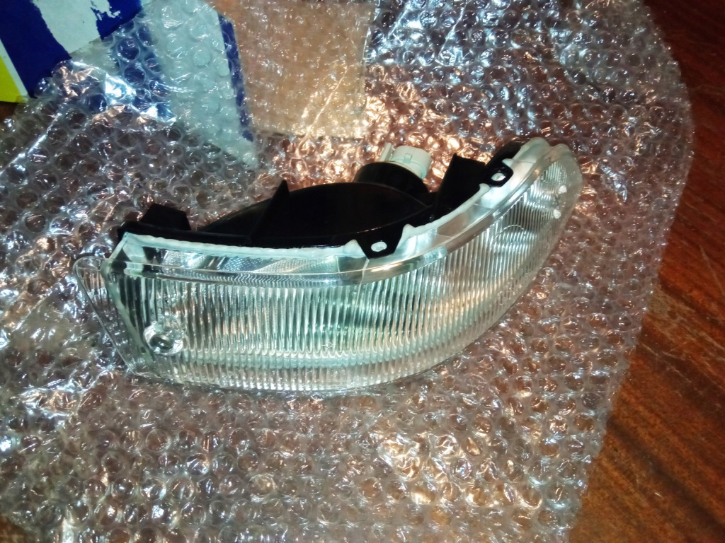 Купить Magneti marelli 712358401129 поворотник lancia thema 834