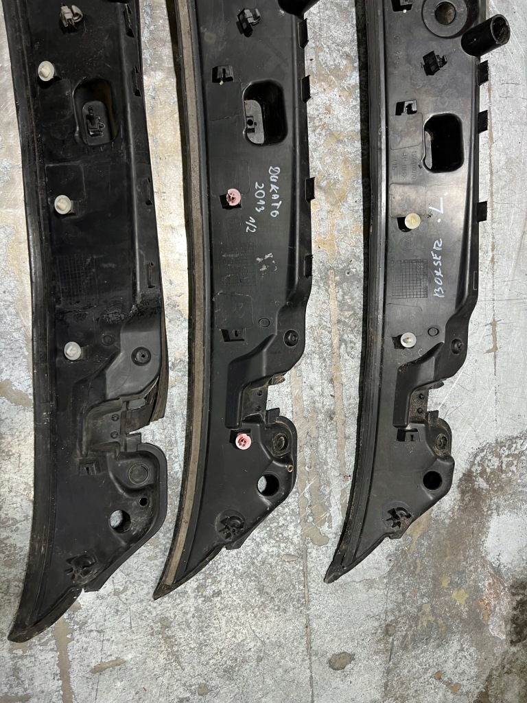 Жабо верхній пластиковий ducato boxer jumper iii 06-14 комплект європа Оригінал