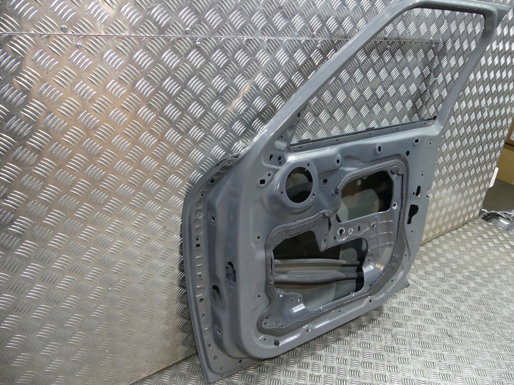 фото №16, Mini countryman f60 дверь правый перед