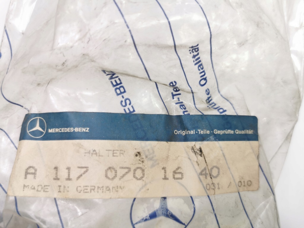 Кронштейн   трубка упорскування mercedes benz m116 m117 1170701640 a1170701640 Київ