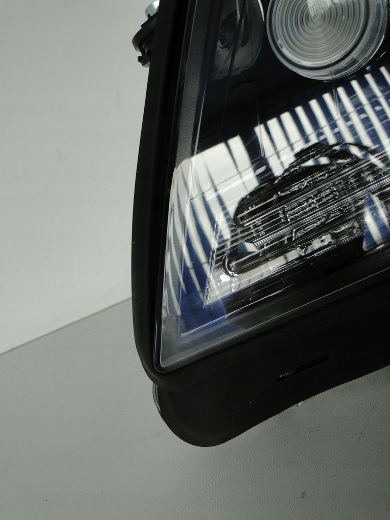 фото №7, Mercedes gl 164 x164 lift лампа левая линза