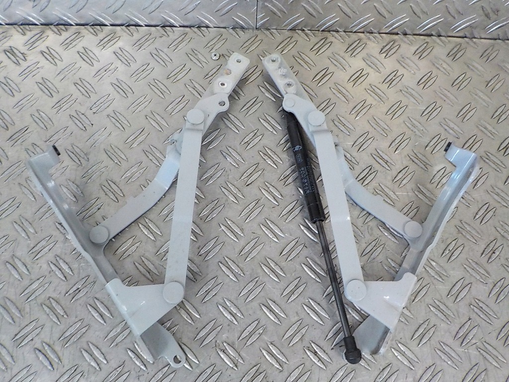 фото №1, Fiat 500 abarth 17-20 петли крышки задняя