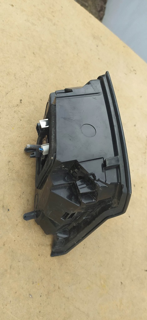 фото №7, Лампа задняя w крышка peugeot 3008 ii