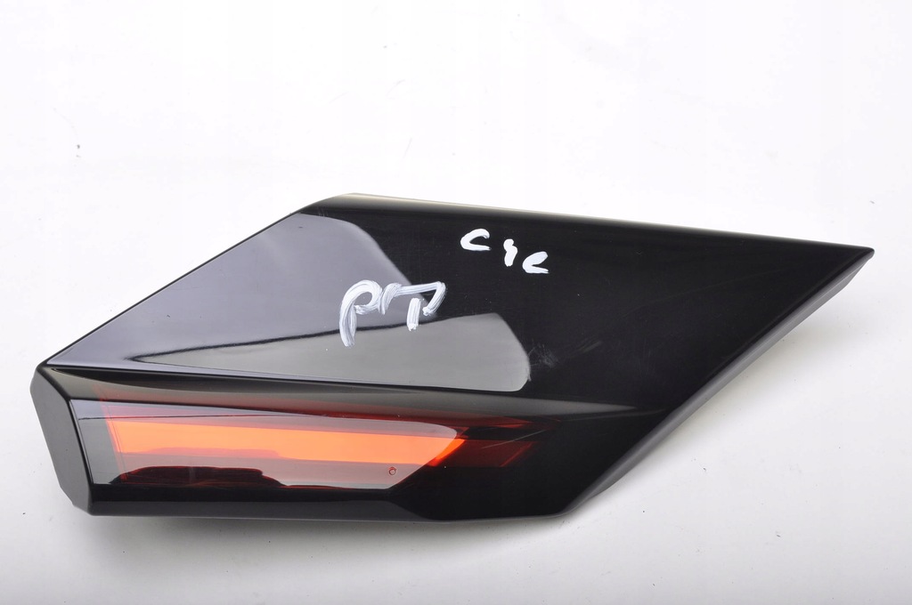 фото №1, Citroen c4 iii e-c4 лампа правая задняя 9835109680