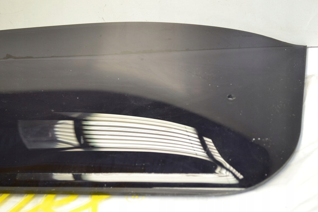 фото №6, Mercedes w108 w115 вітровик спойлер люк