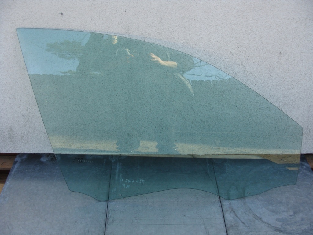 Купити Скло дверей права правий перед передня renault megane 2 hb 02-05 r.