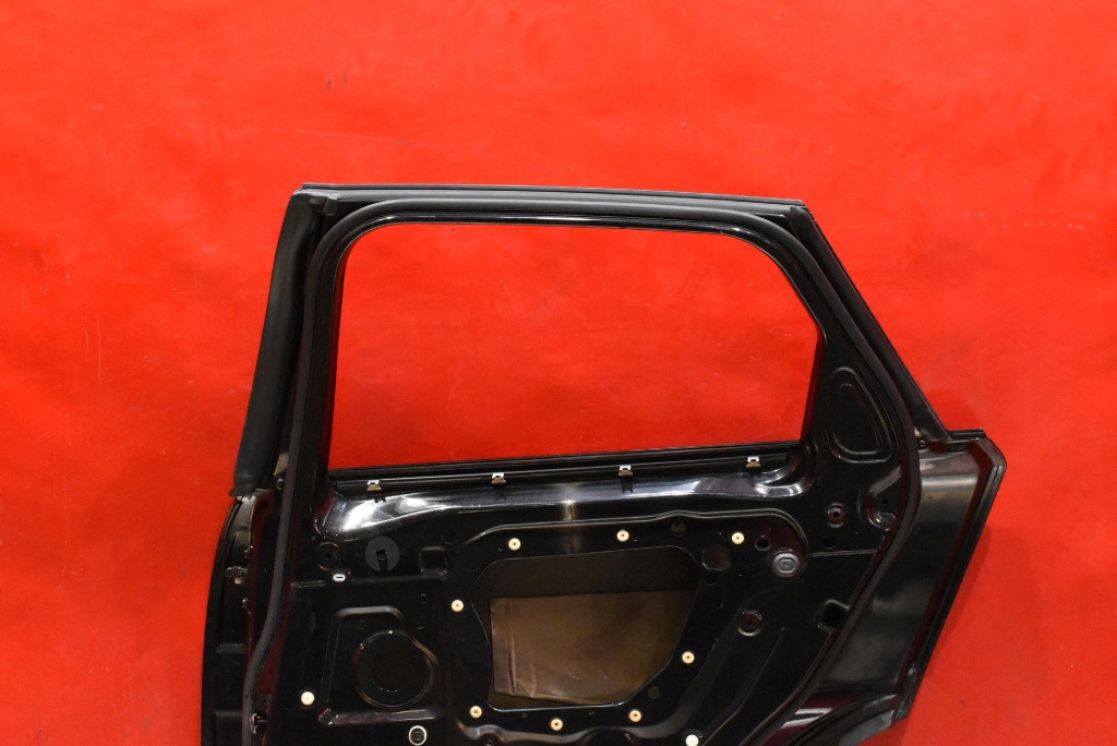 фото №16, Дверь правое задняя задние pab jaguar f-pace x761 r-sport 16-20