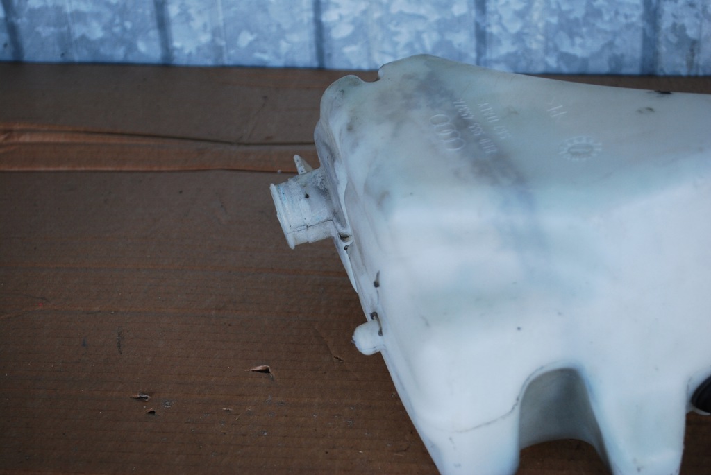 фото №12, Бачок омывателя audi tt 8n 8n0955453a