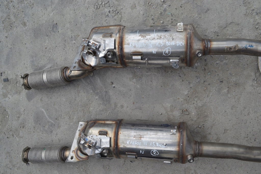 Гаситель катализатор выхлоп renault kangoo iv 22r 1.5 blue dci 208023544r в Украине