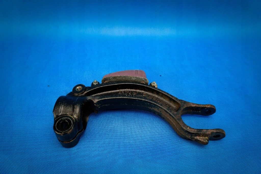 Купить Вилка амортизатора audi a8 s8 4h 8r0413037c