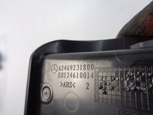 фото №3, Заглушки isofix mercedes b-klasa w246 lift 2016 rok