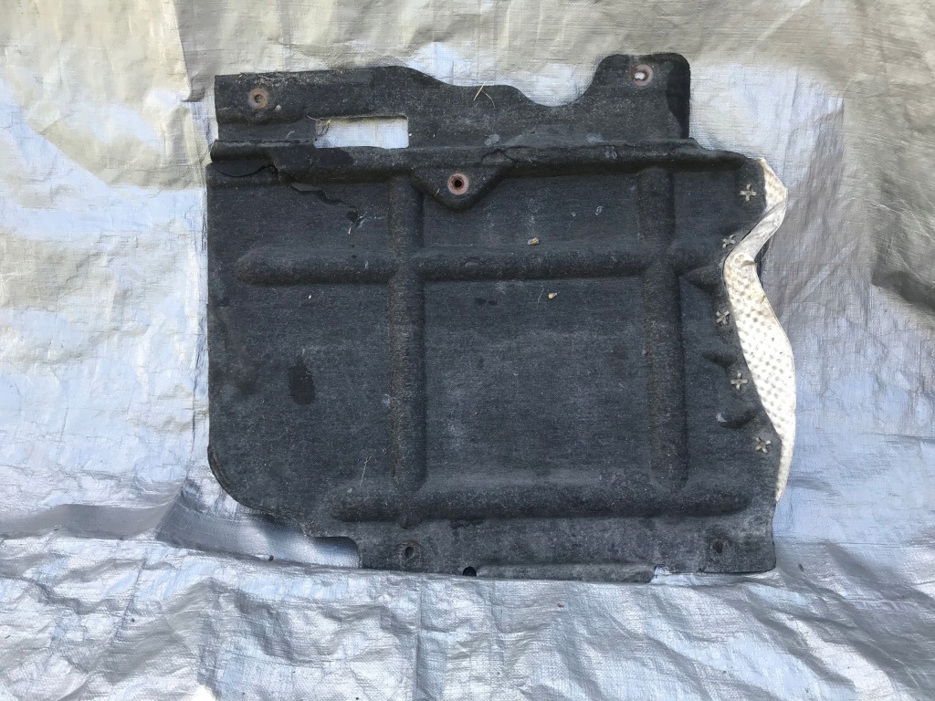 Купить Grand cherokee wk2 накладка плита подвеска правая