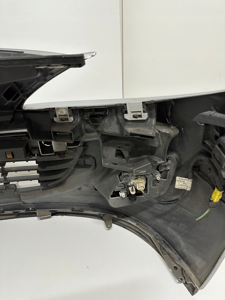 Peugeot 207 cc кабриолет  sport рестайлинг  бампер перед противотуманная фара Оригинал