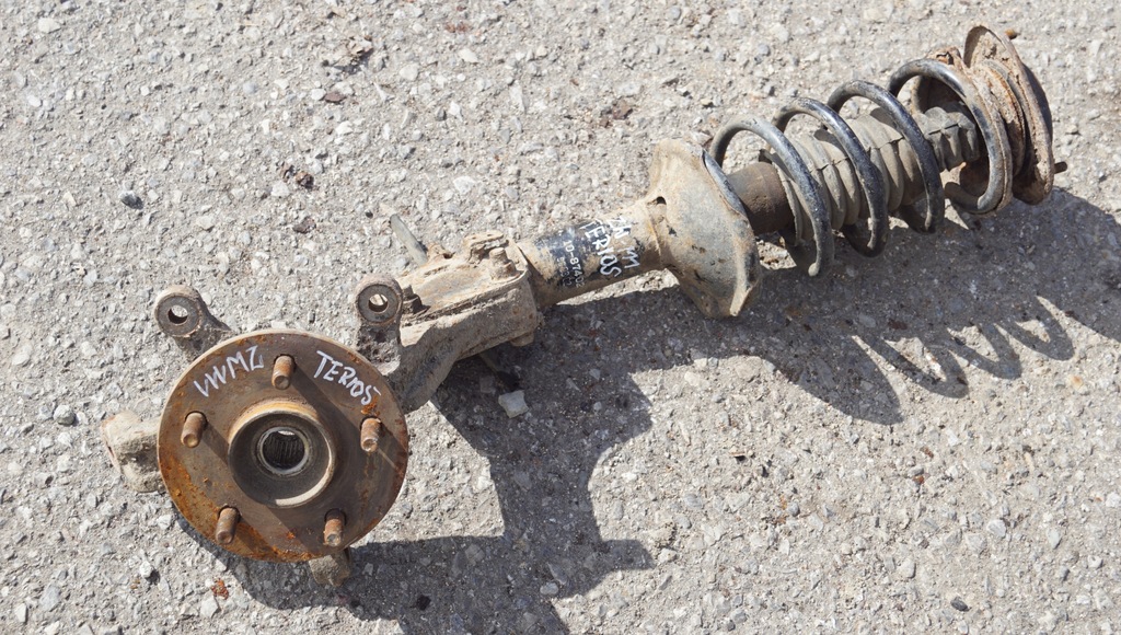 фото №2, Поворотный кулак амортизатор правый перед daihatsu terios i