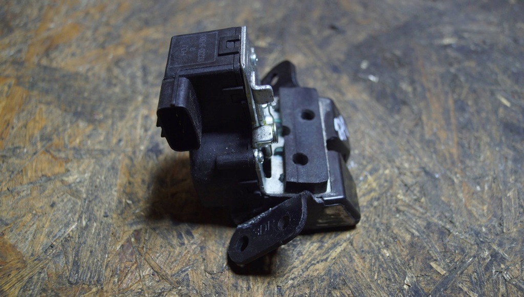 фото №6, Hyundai ix35 замок задний крышки 81230-1h300 871