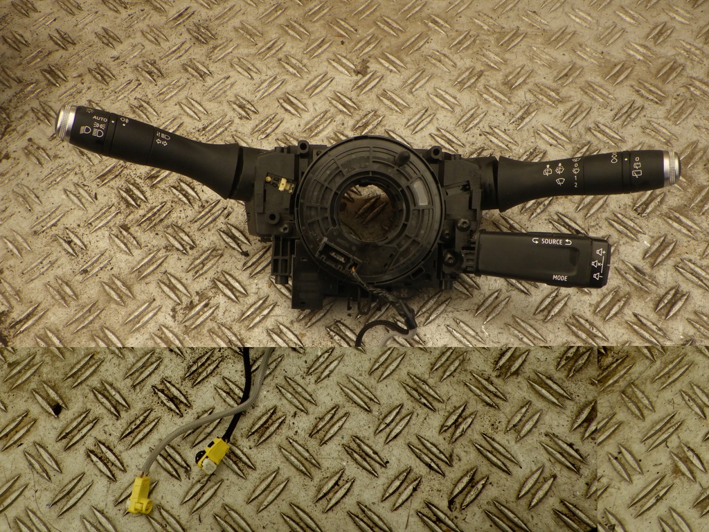 фото №1, Renault clio v переключатель комбинированный 255672748r