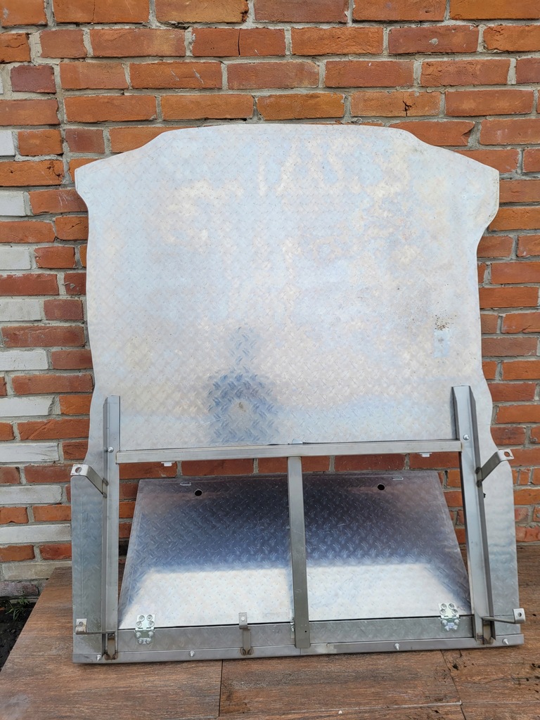 фото №10, Jeep cherokee kj 01-05 підлога обшивка