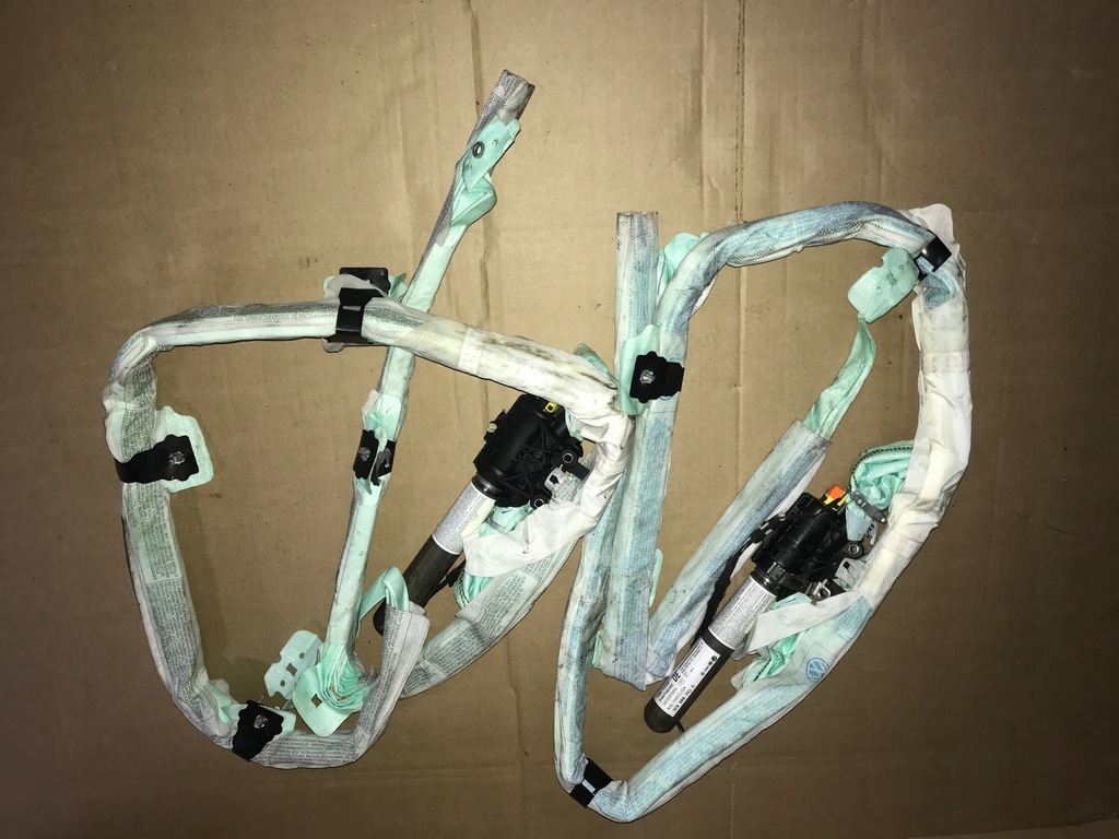 фото №1, Vw passat b7 lift шторка безопасности левая 3c0880741g