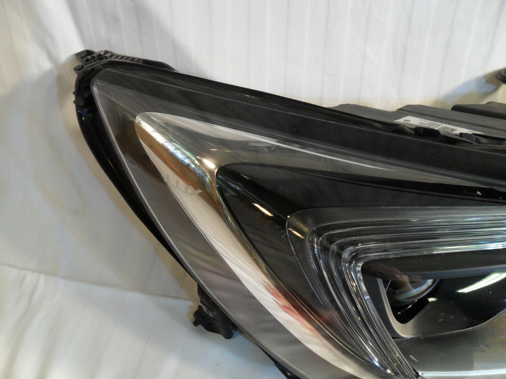 Лампа правый перед eu 662588537 opel astra k v 5 lux led 6519700000000x Киев