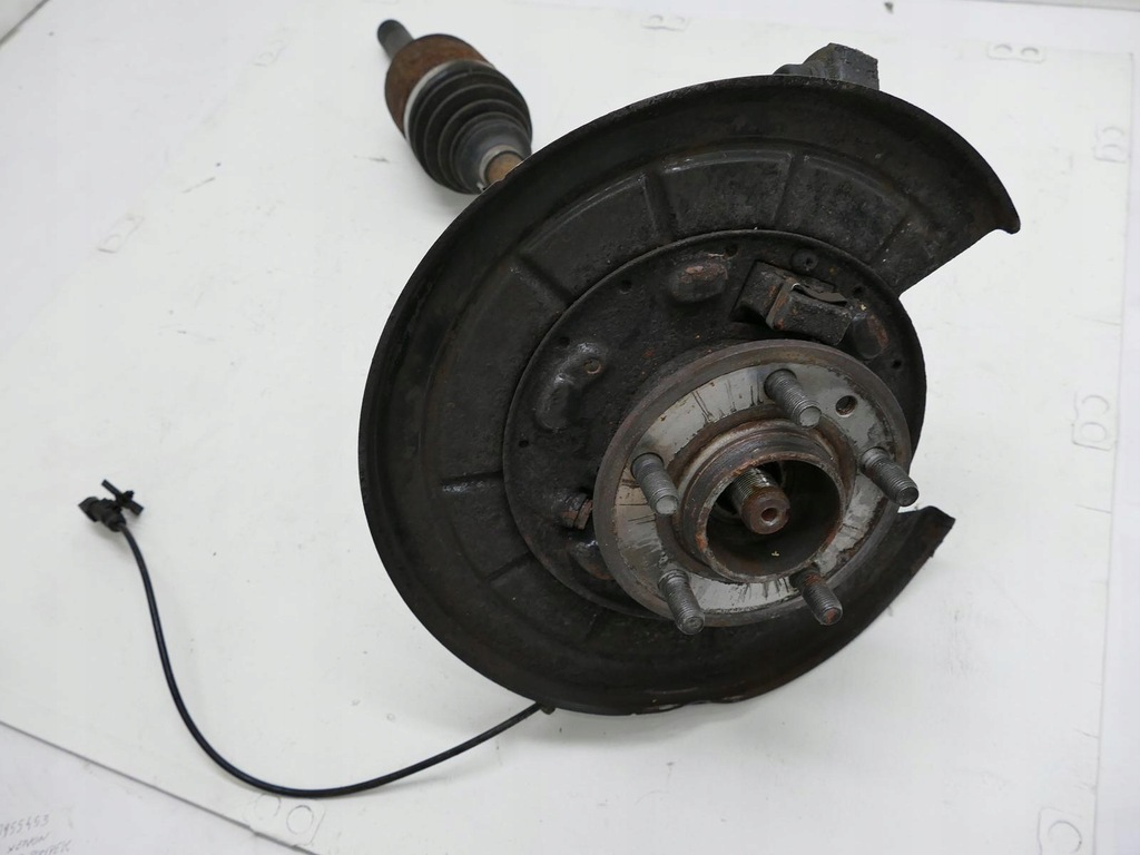 фото №2, Range rover sport l320 3.6 d приводной вал левый задняя ступица