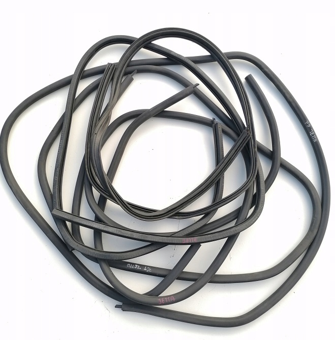 фото №1, Vw jetta v уплотнители кузов дверь kpl sedan