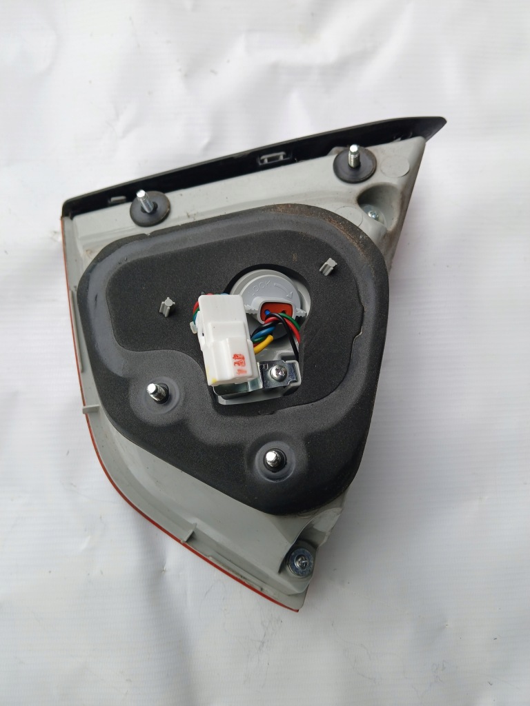 фото №2, Лампа led левый задняя hyundai ix35 lift 2013-