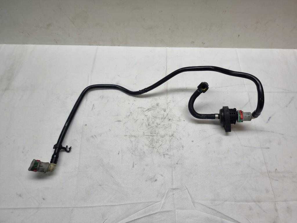 Купити Mercedes w177 шланг клапан вакууму