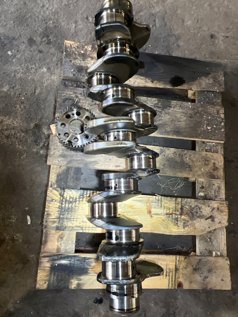 Купить Mercedes atego antos om936 wał коленчатый