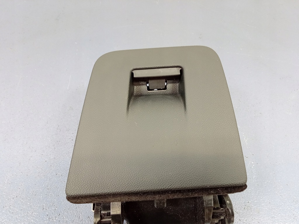 фото №2, Alfa romeo qv stelvio бардачок левый 0156111804