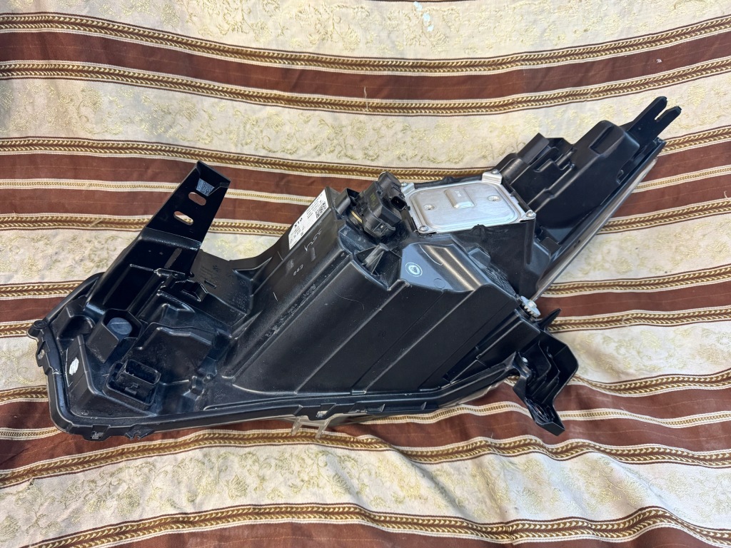 фото №3, Renault zoe lift права full led