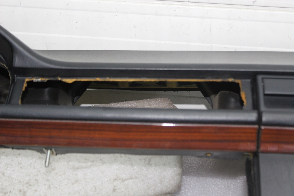 фото №10, Mercedes w124 панель приладів приладова панель приладів консоль czarna eu панель приладів