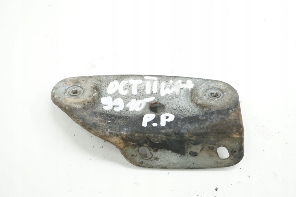 фото №1, Octavia ii lift кронштейн крила правий перед 9910