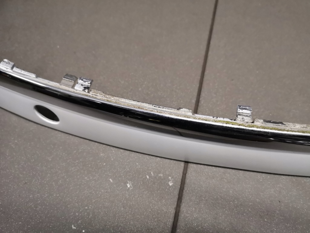 фото №9, Молдинг бампера правий перед audi a8 d3 4e0807224a