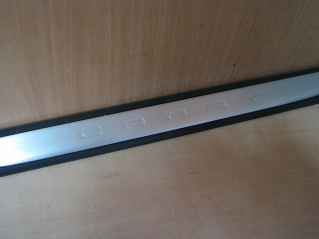 фото №2, Молдинг поріг правий перед toyota camry 2017-