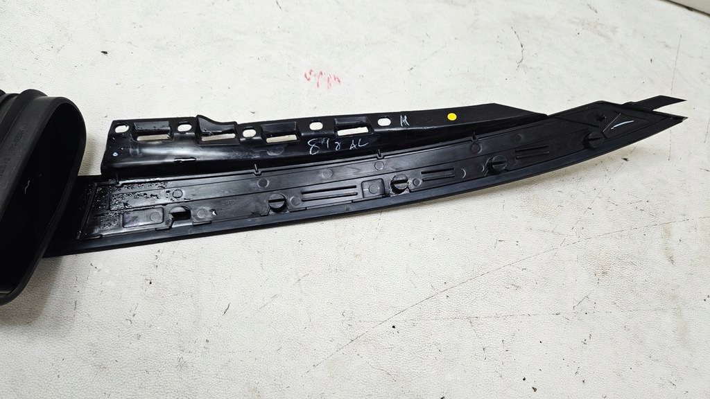 фото №10, Молдинг боковая крыша правый задняя aston martin db11 hy53-014a36-ac