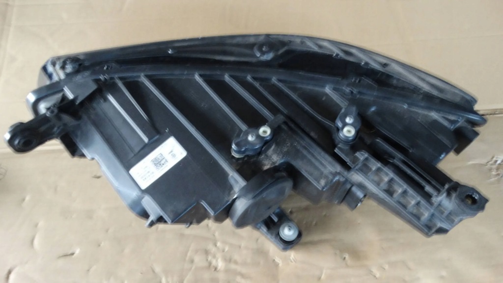 фото №6, Лампа правый перед 3g1941036p vw passat b8