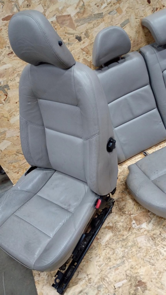 фото №10, Сидіння шкіра volvo v50