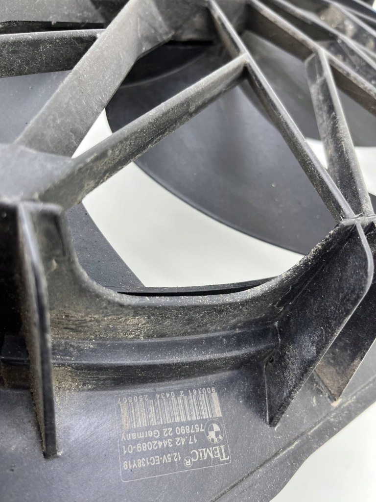 Bmw x3 e83 рестайлинг  вентилятор радиатора 6946638 Недорого