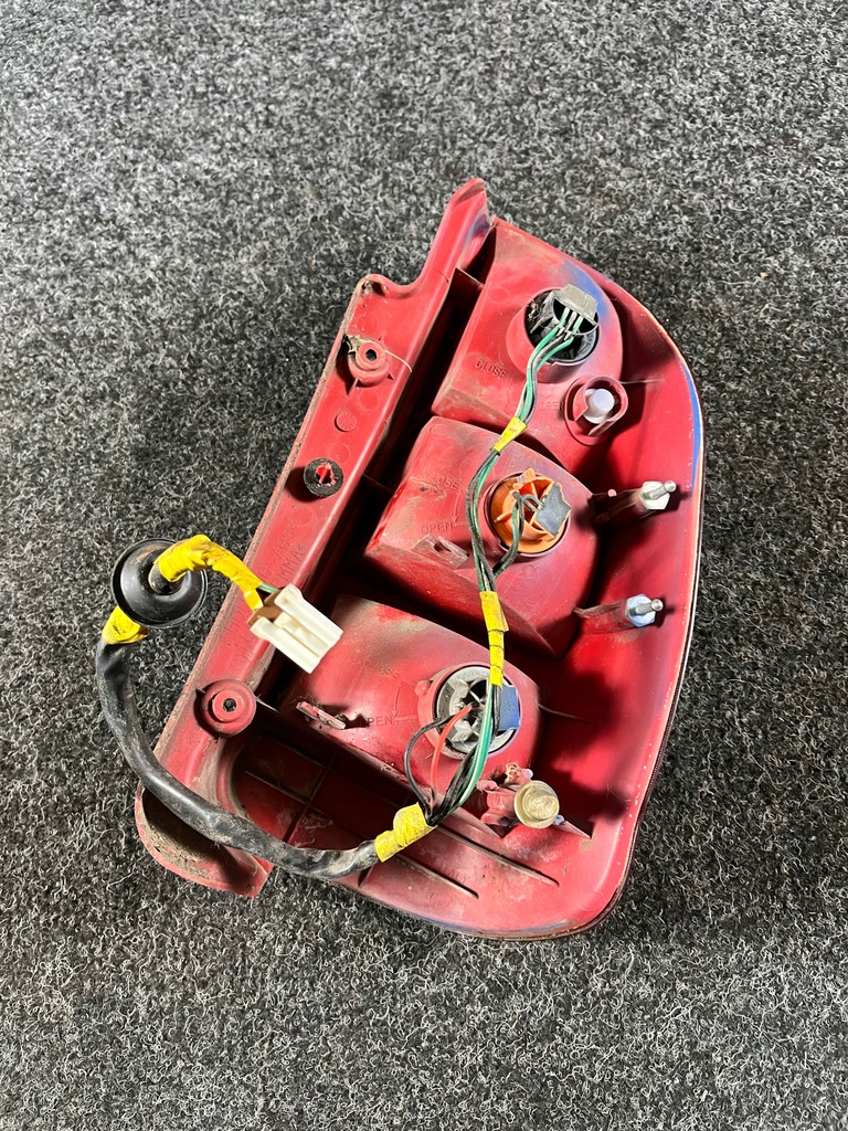 фото №6, Mitsubishi space star лампа левая задняя задняя оригинальный номер europa