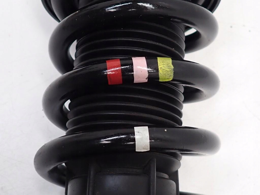 фото №11, Амортизатор правий перед передній hk83-18b037-ef jaguar f-pace x761 2.0d 16r