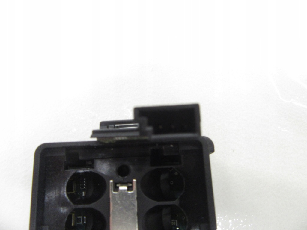 фото №6, Датчик запотівання вікон bmw e60 e61 e63 e64 e70 e81 e83 e84 e87 e90 e91