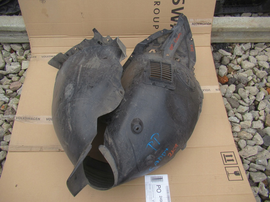 фото №1, Підкрилок праве перед vw caddy 2k7