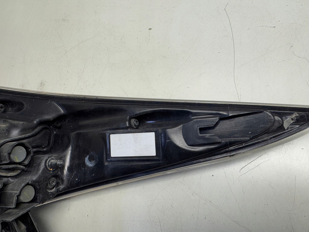 фото №9, Toyota prius iv лампа лівий задня 81560-47150-c