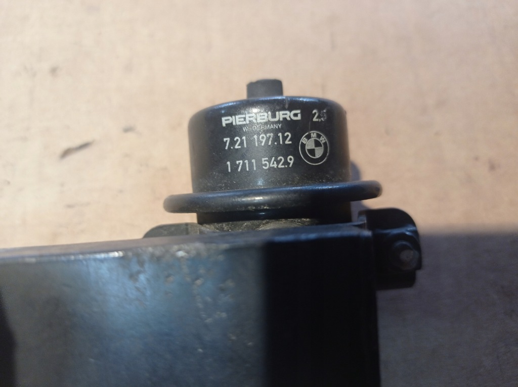 Молдинг впрыскная форсунки bmw 0280150415 Оригинал